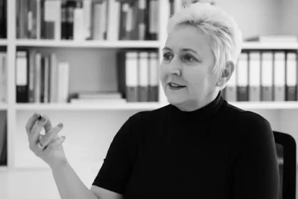 real estate agents need zero competition